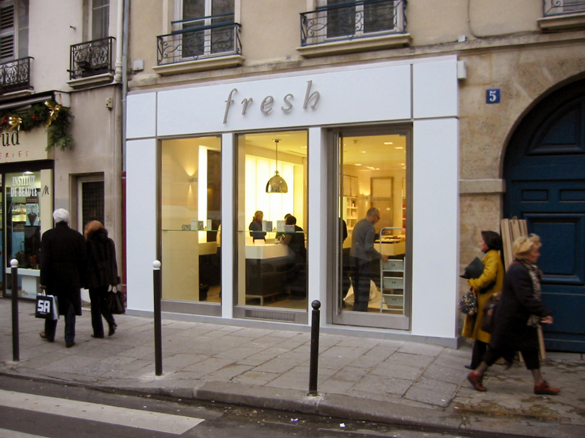 PARIS.ext.storefront_WEB